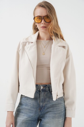 Merterium 0717 Kadın Kısa Kaşe Ceket - Ekru