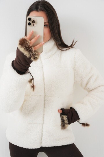 Merterium 5178 Astarlı Peluş Mont - Beyaz