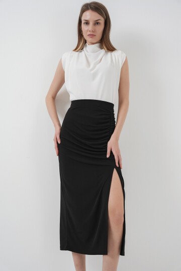 Merterium 8033 Sandy Yırtmaçlı Etek - Siyah