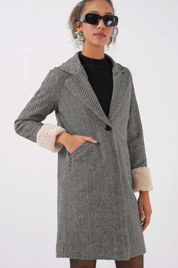 Merterium 9085 Balık Sırtı Kaşe Kaban - C.Siyah