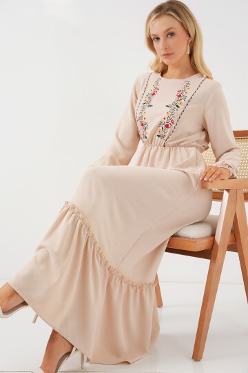 Merterium Kadın Nakışlı Uzun Tesettür Elbise 2550 - Krem