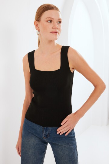 Merterium 15878 Askılı Top Bluz - Siyah