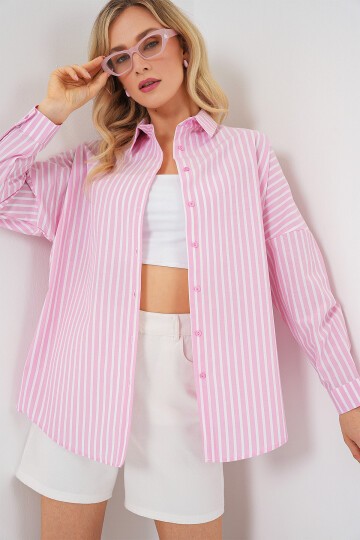 Merterium Kadın Çizgili Oversize Gömlek 20332 - Pudra