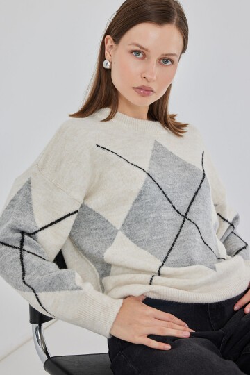 15895 Baklava Desenli Oversize Triko Kazak - M. Krem