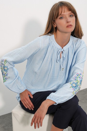 Kadın Nakışlı Oversize Bluz 1000 - Mavi