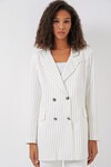 Merterium Kadın Beyaz Çift Düğmeli Çizgili Blazer Ceket 0699