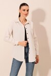 Merterium Kadın Krem Düz Oversize Uzun Basic Gömlek 3900