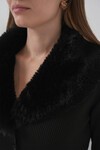 Merterium 15922 Yakası Kürklü Triko Hırka - Siyah