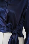 Merterium Kadın Bağlamalı Uzun Kol Saten Gömlek 20287 - Lacivert