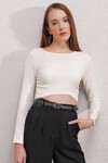 Merterium 0444 Crop Zincirli Bluz - Beyaz