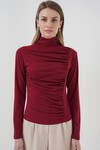 Merterium 938 Büzgü Detaylı Dik Yaka Sandy Bluz - Bordo
